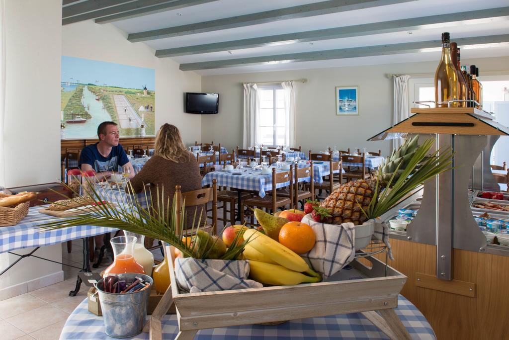 Hotel Jerodel Le Bois-Plage-en-Re Exterior photo