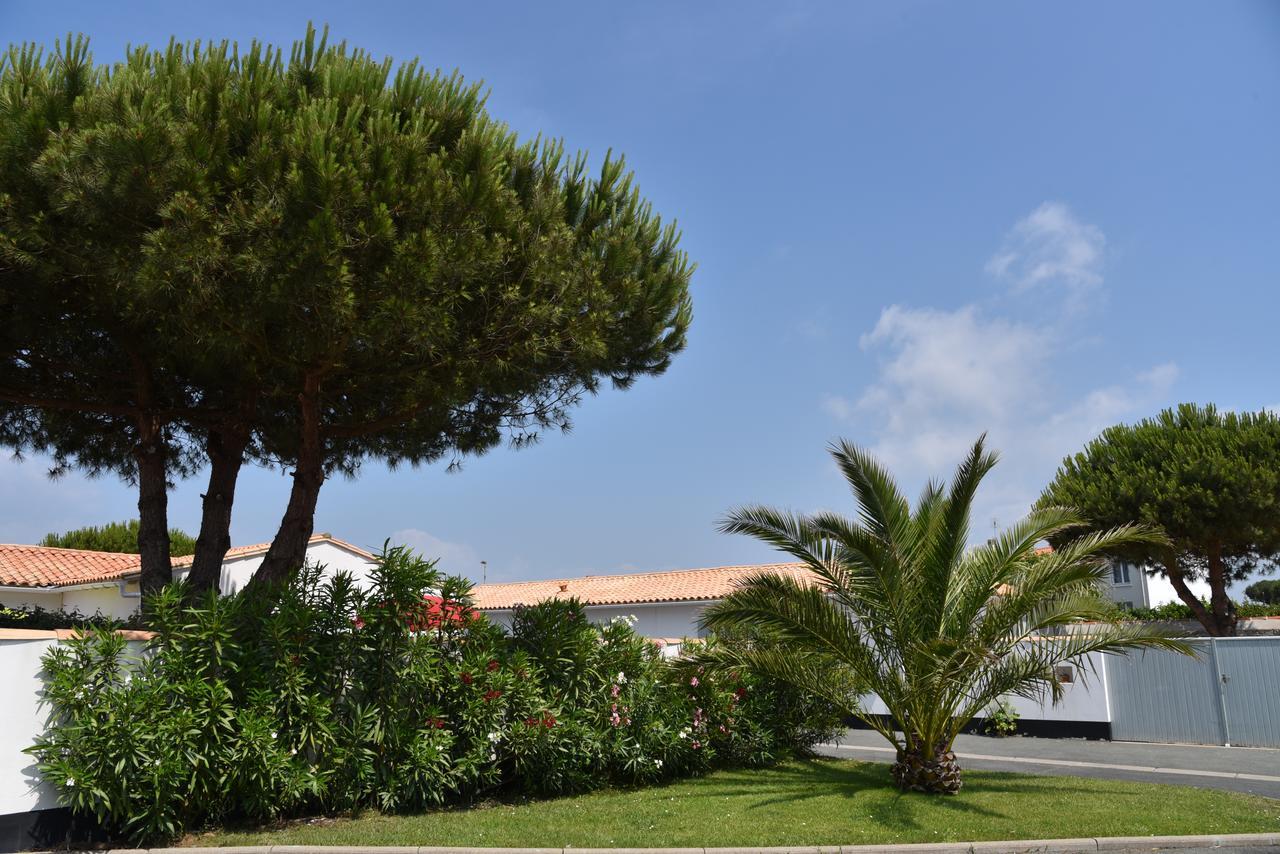 Hotel Jerodel Le Bois-Plage-en-Re Exterior photo
