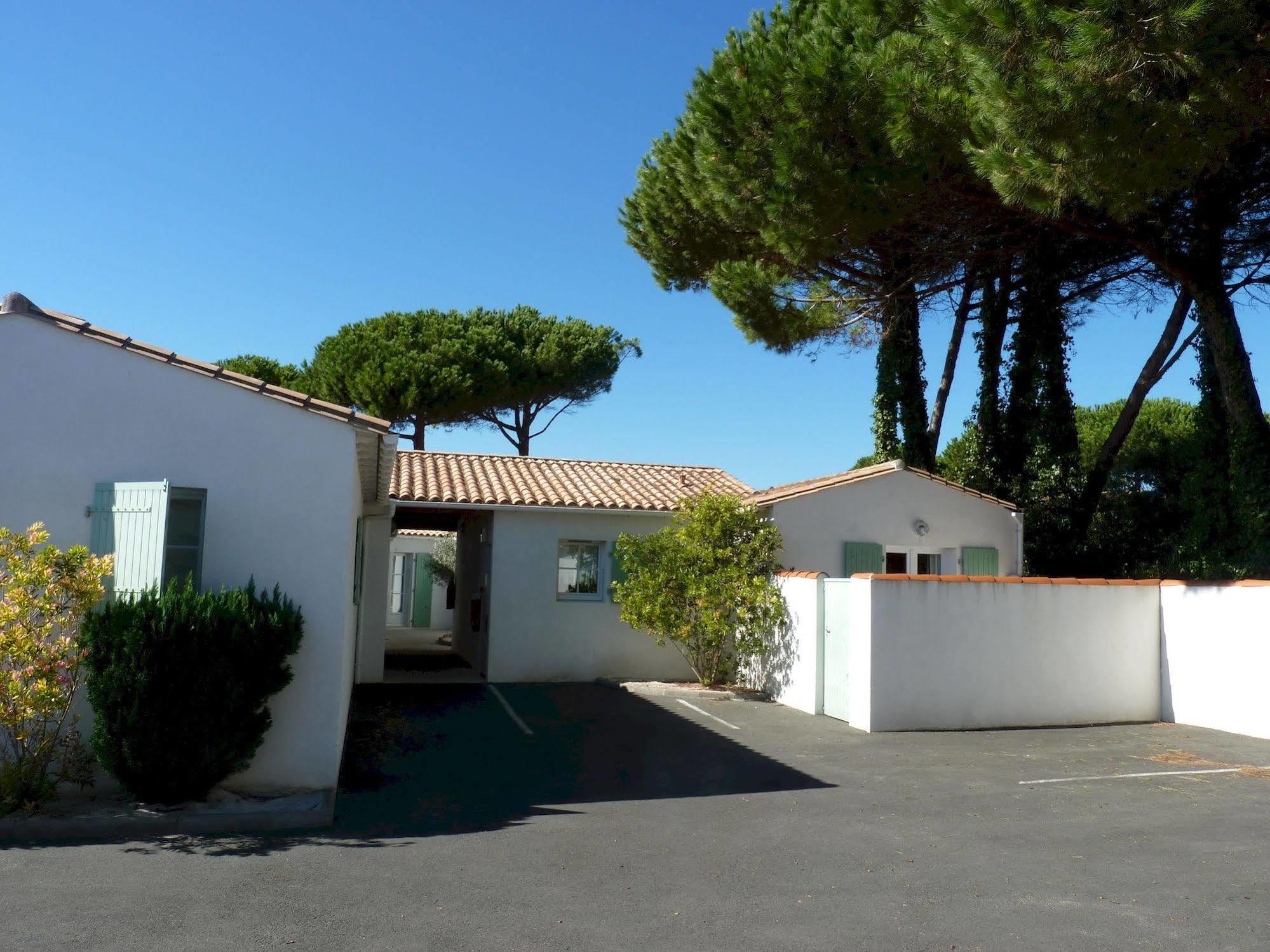 Hotel Jerodel Le Bois-Plage-en-Re Exterior photo