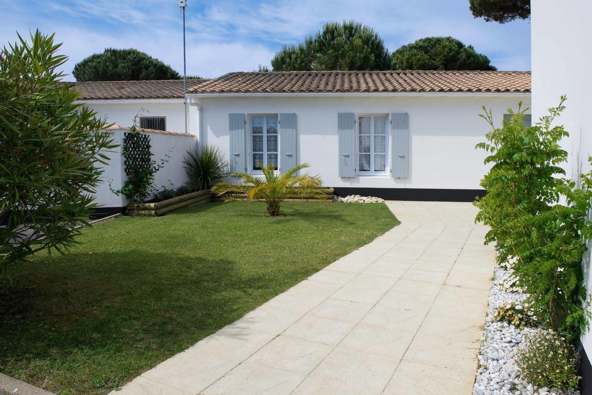 Hotel Jerodel Le Bois-Plage-en-Re Exterior photo