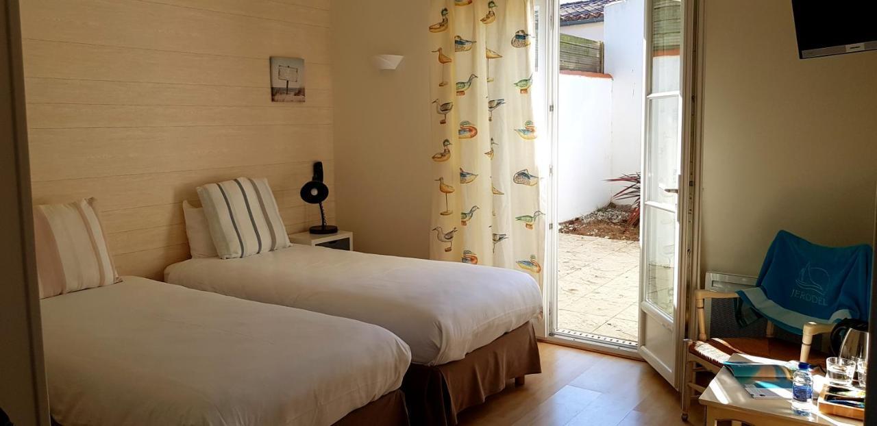 Hotel Jerodel Le Bois-Plage-en-Re Exterior photo
